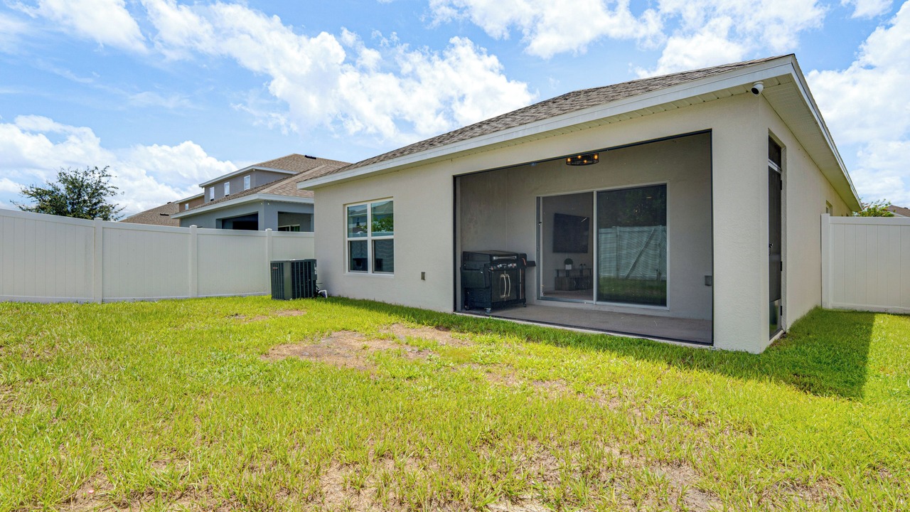 Photo of Outdoor in Groveland