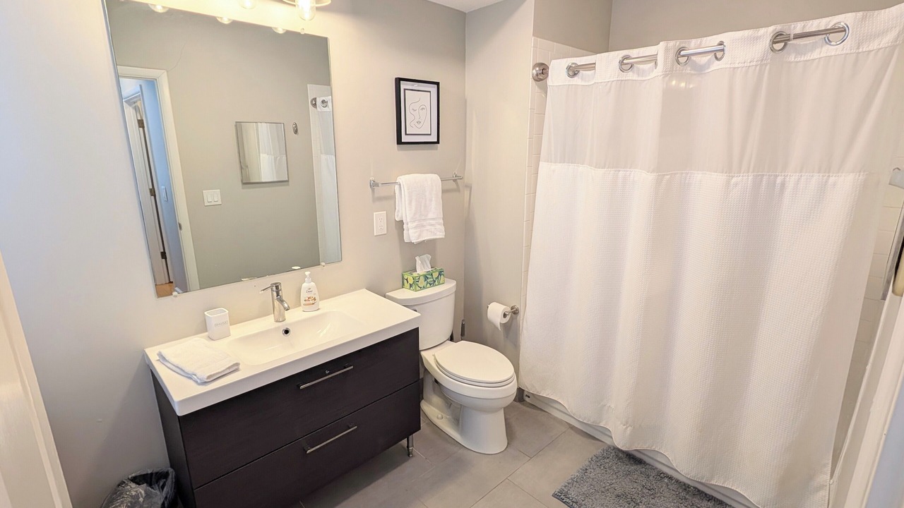 Photo of Bathroom in Downtown Memphis