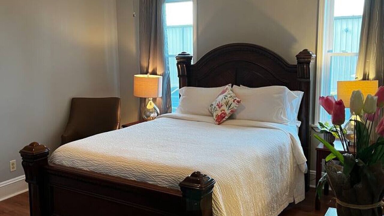 Photo of Bedroom in Wadley