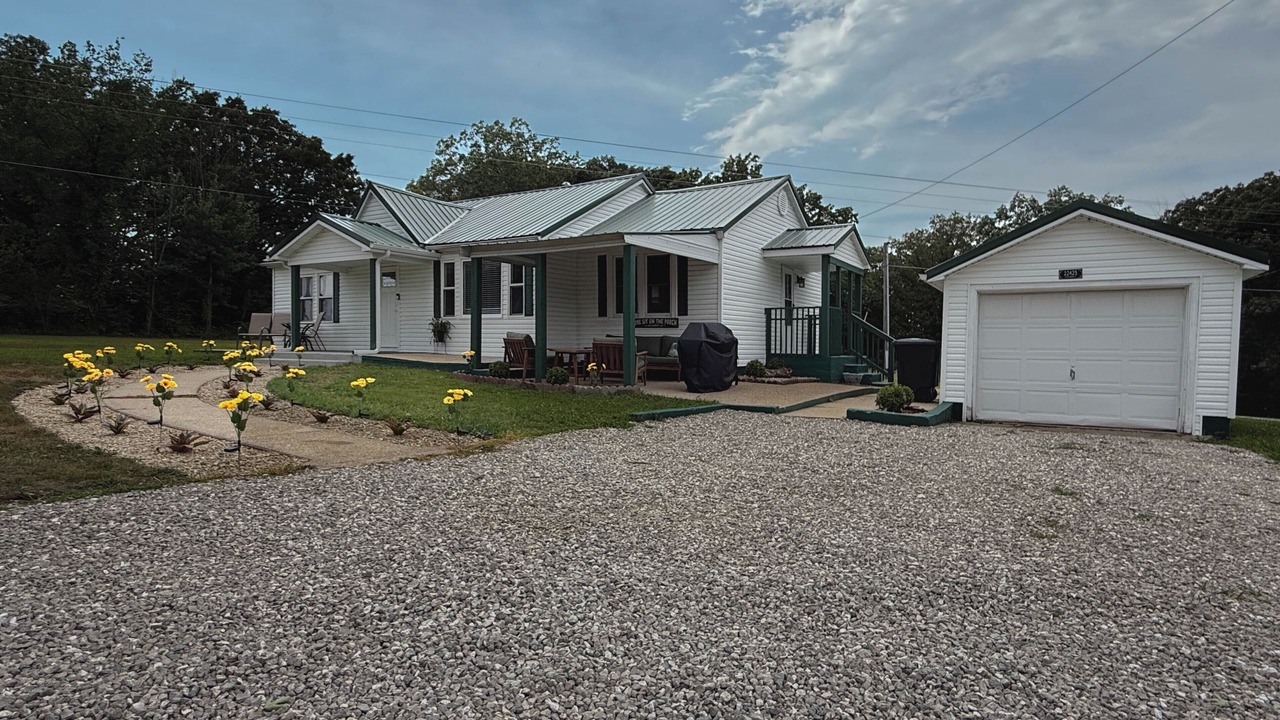 Photo of Outdoor in St. Robert