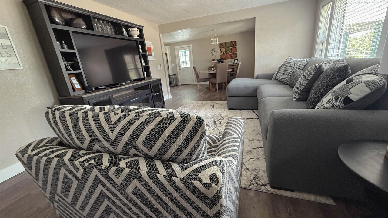 Photo of Livingroom in St. Robert