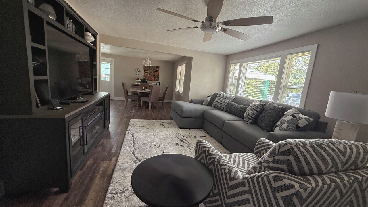 Photo of Livingroom in St. Robert