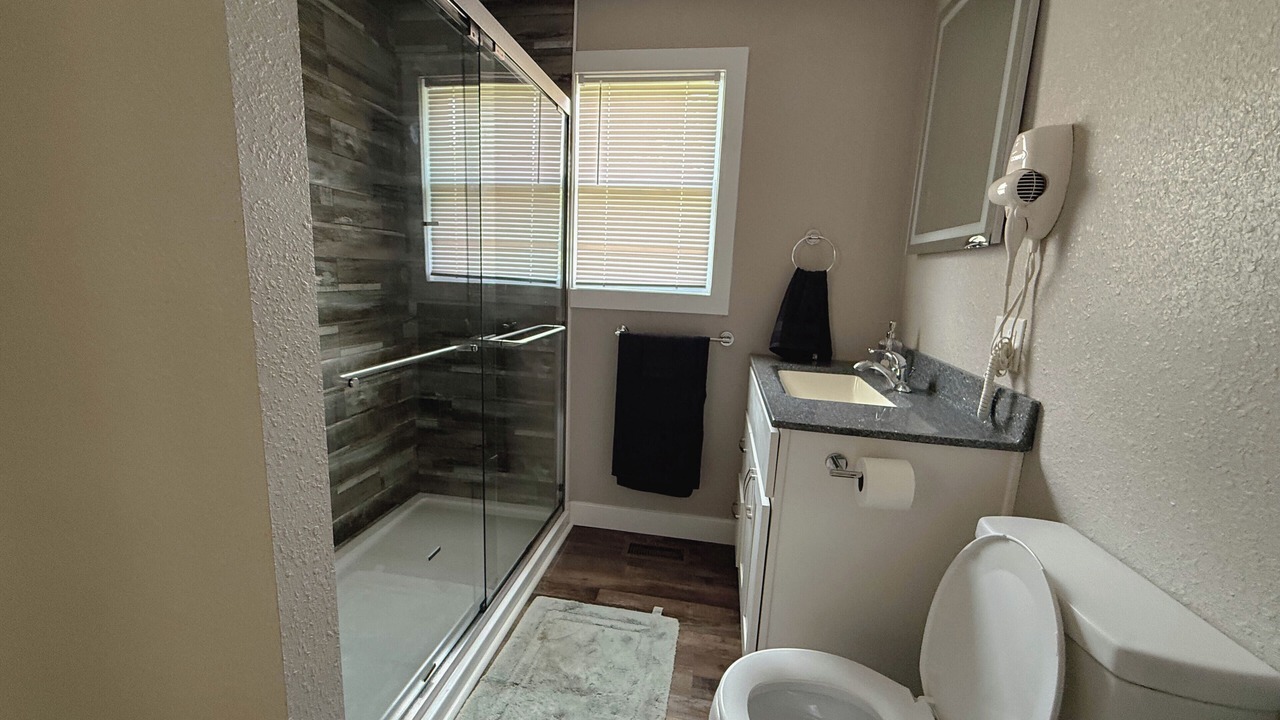 Photo of Bathroom in St. Robert