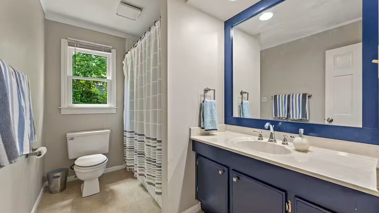 Photo of Bathroom in Gainesville