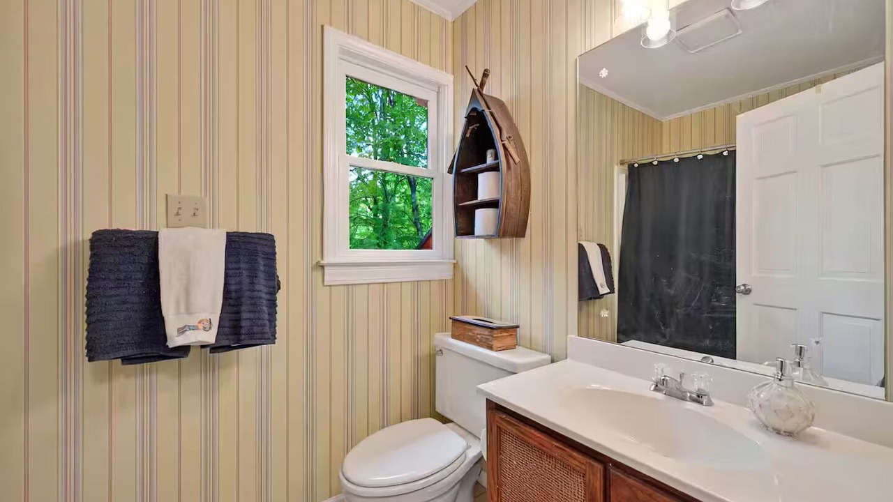 Photo of Bathroom in Gainesville