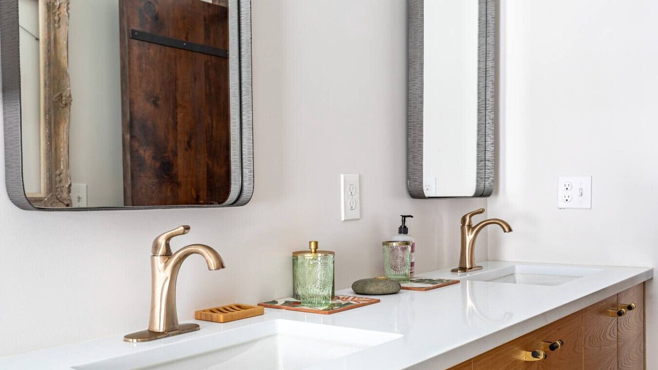 Photo of Bathroom in Thompson Ridge