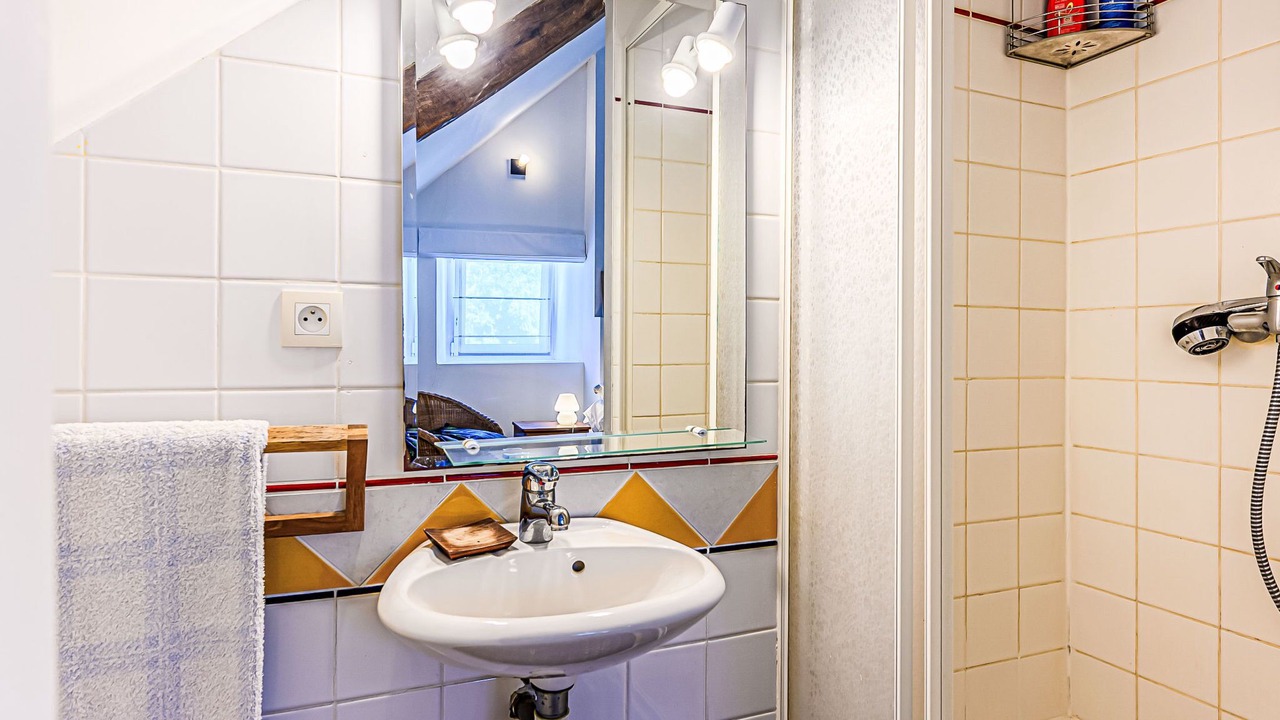 Photo of Bathroom in Plougoumelen