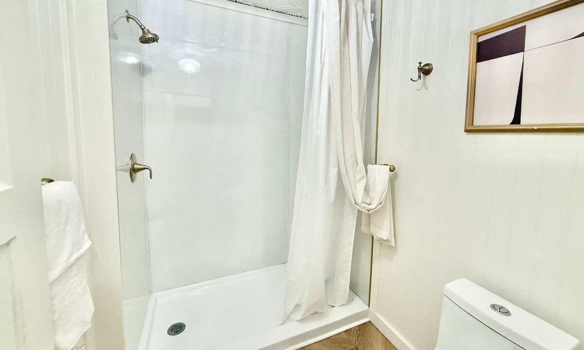 Photo of Bathroom in Dunes City