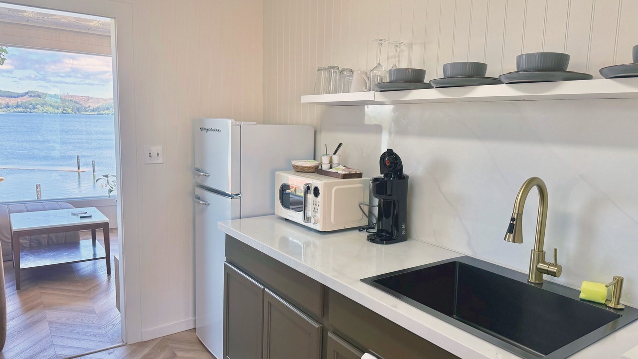 Photo of Kitchen in Dunes City
