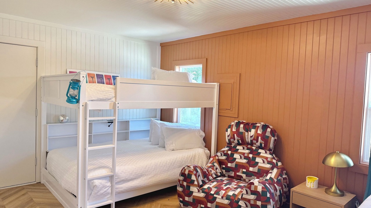 Photo of Bedroom in Dunes City