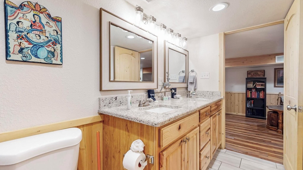 Photo of Bathroom in Ruidoso