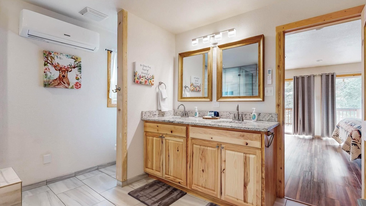 Photo of Bathroom in Ruidoso