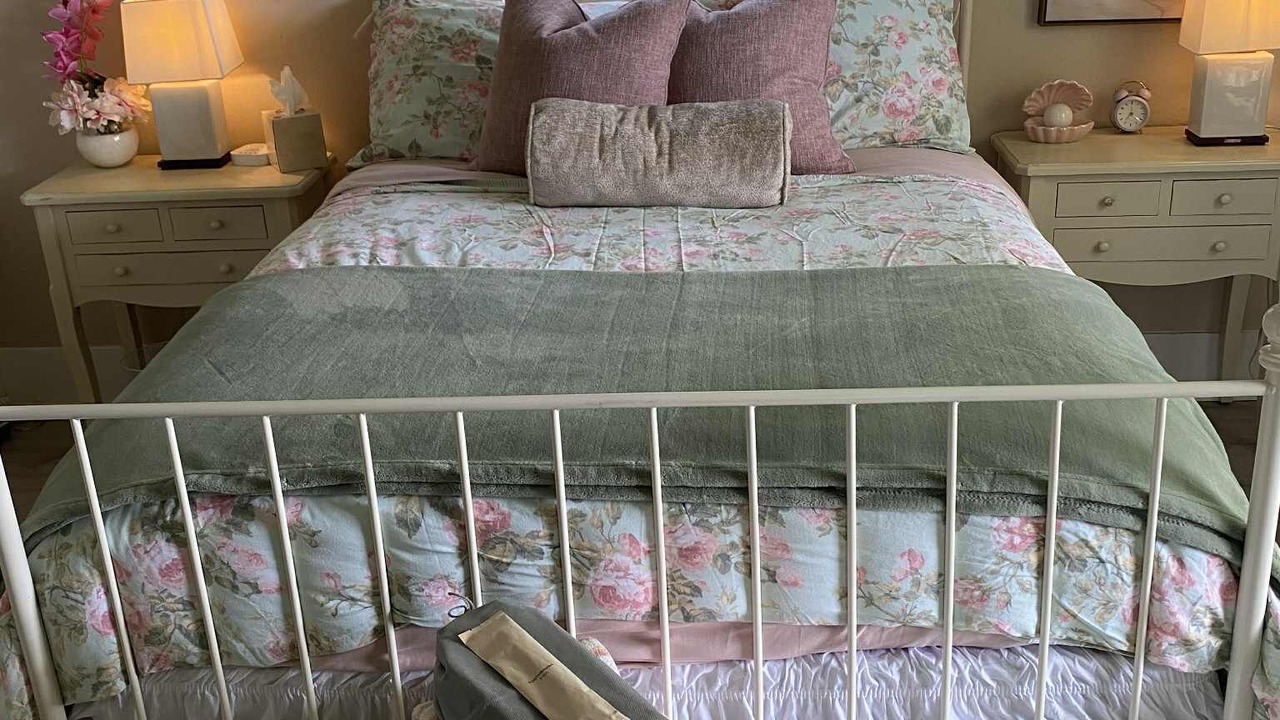 Photo of Bedroom in El Lago
