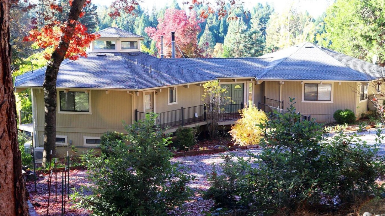 Photo of Outdoor in Apple Hill