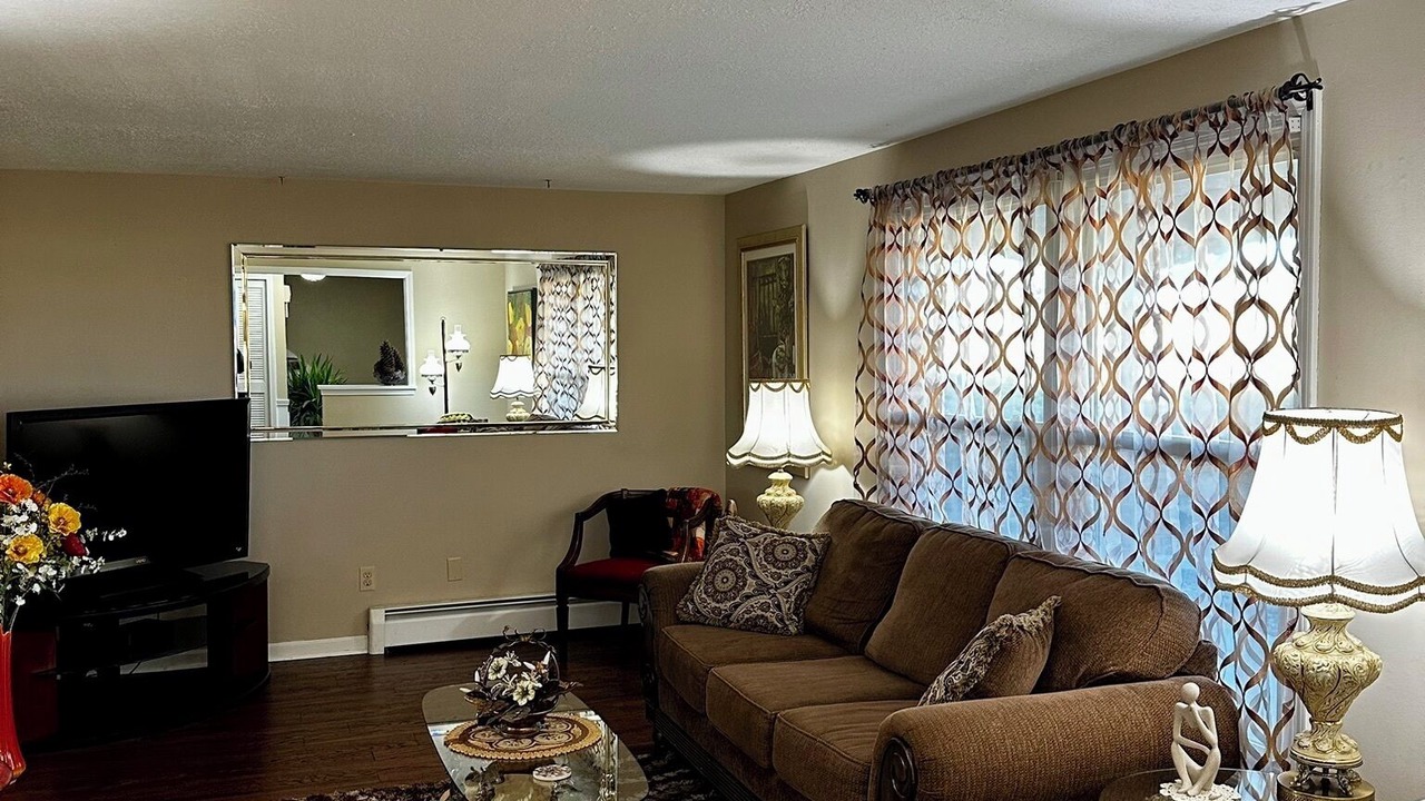 Photo of Livingroom in Saint Marys  Allen County