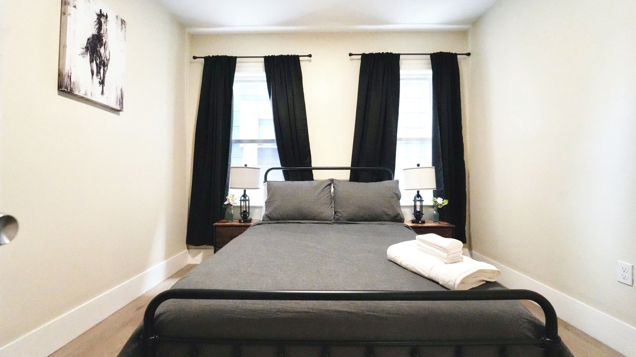 Photo of Bedroom in East Somerville