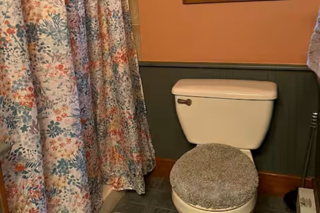 Photo of Bathroom in Cooperstown