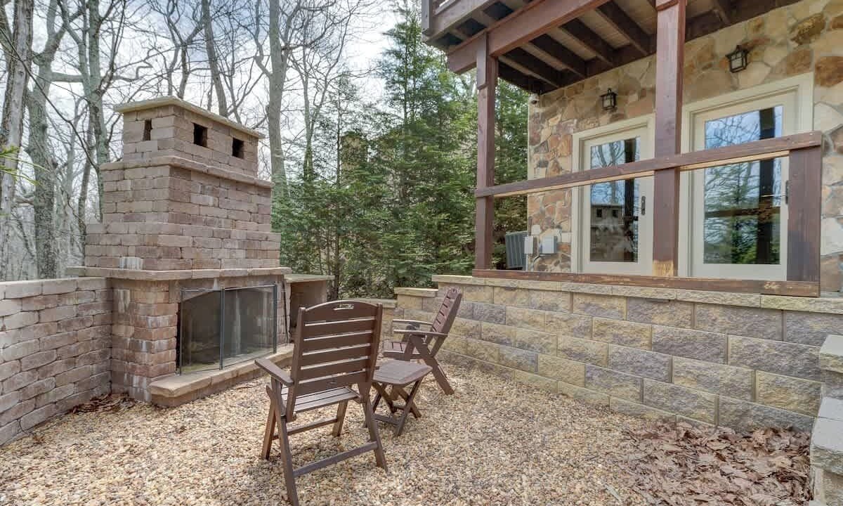 Photo of Patio Balcony in Treeloft