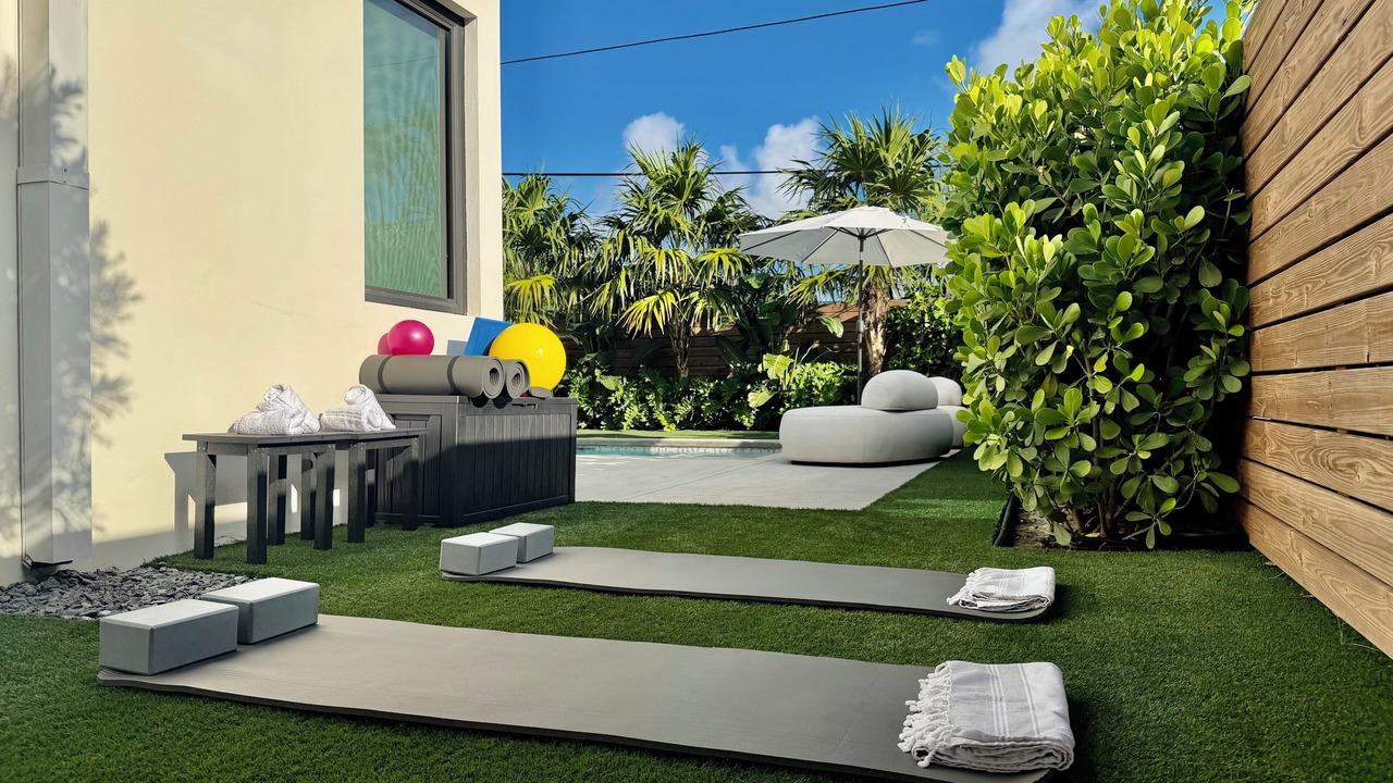 Photo of Outdoor in Tropic Palms