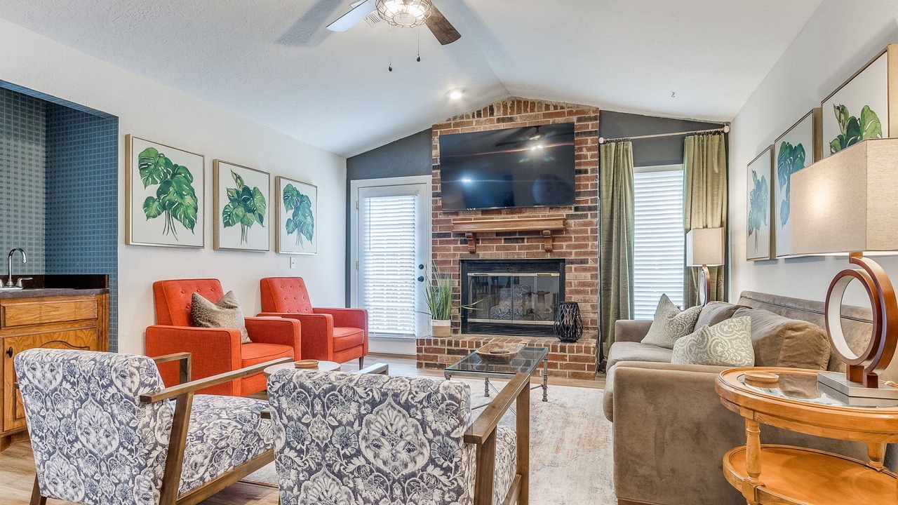 Photo of Livingroom in Norman