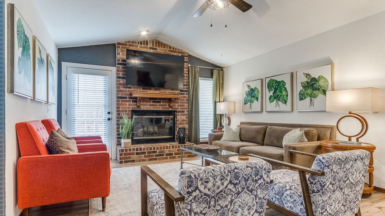 Photo of Livingroom in Norman