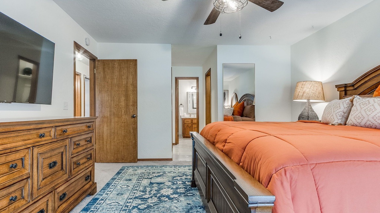 Photo of Bedroom in Norman