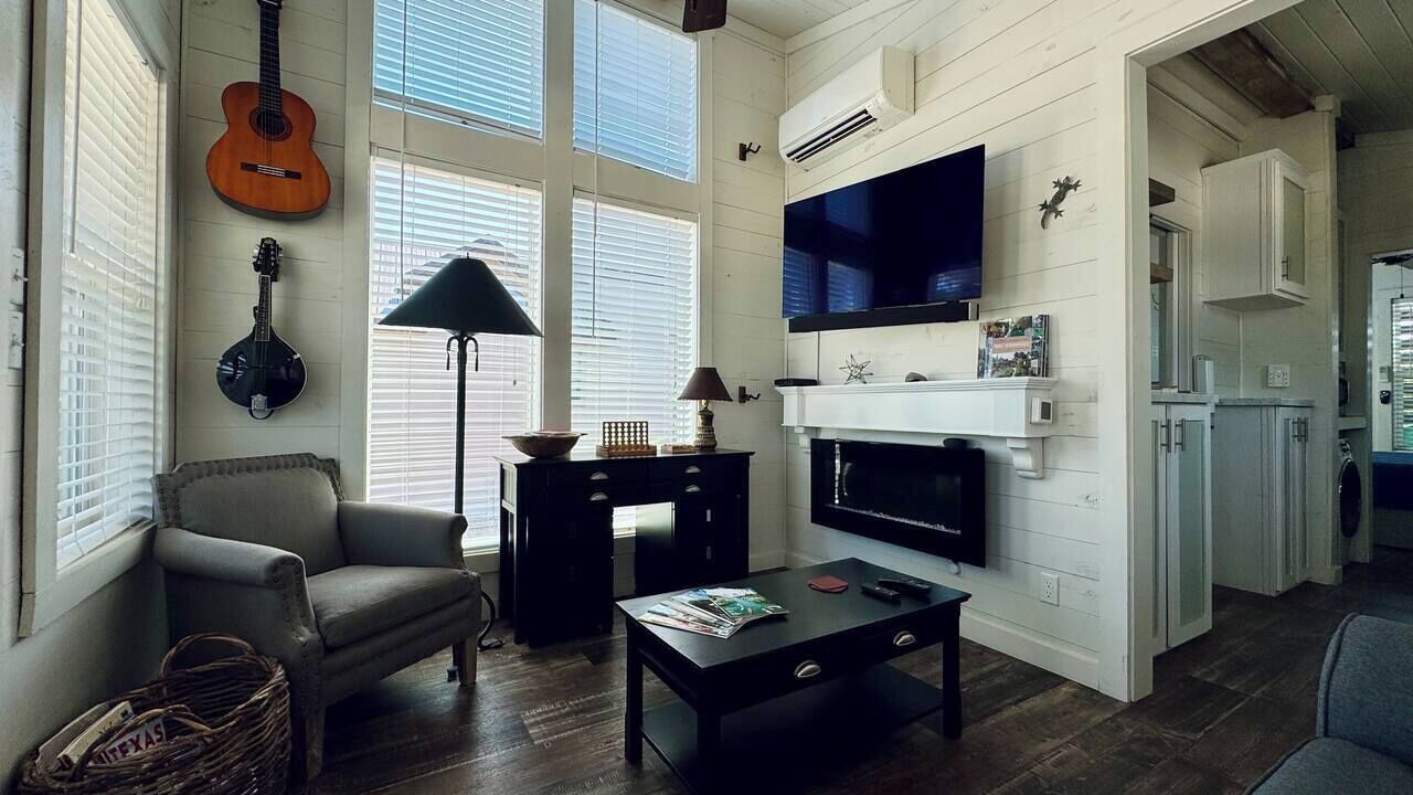 Photo of Livingroom in Austin