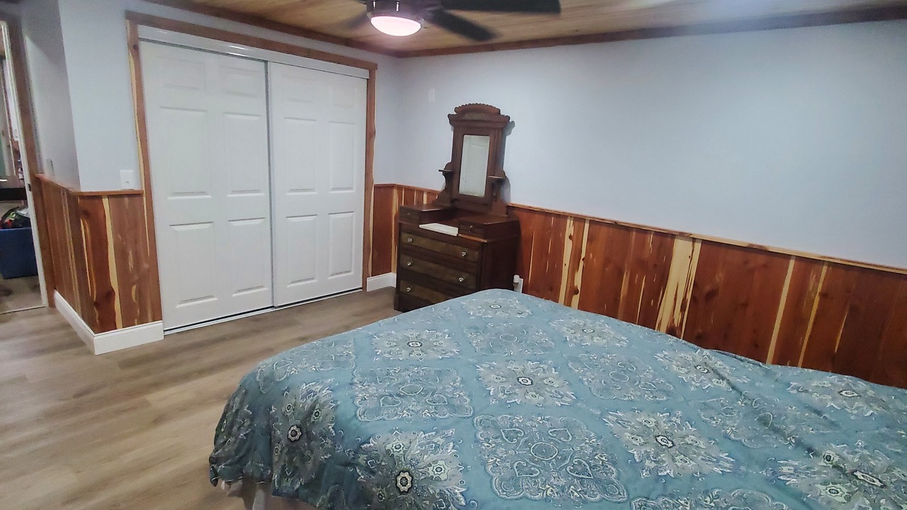 Photo of Bedroom in Davisville