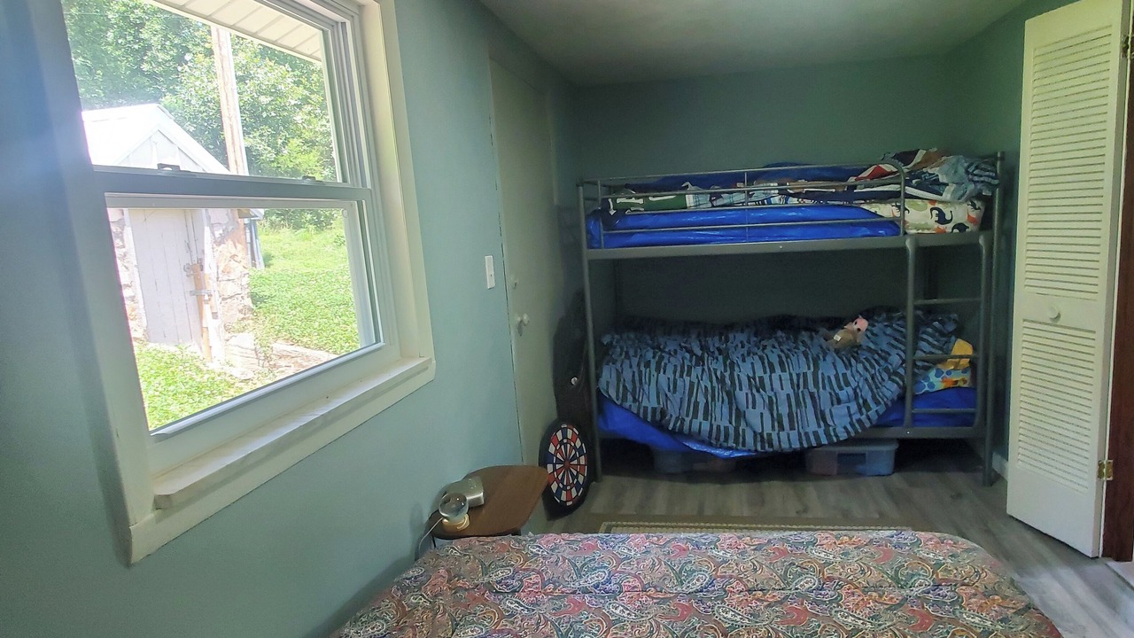 Photo of Bedroom in Davisville