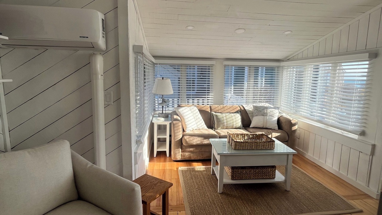Photo of Livingroom in Mashpee