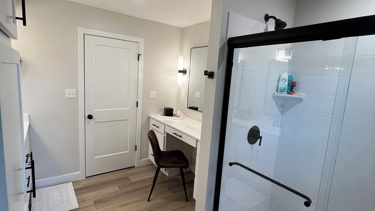Photo of Bathroom in Boonville