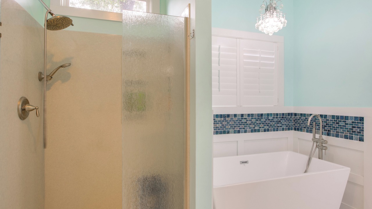 Photo of Bathroom in Cross Hill
