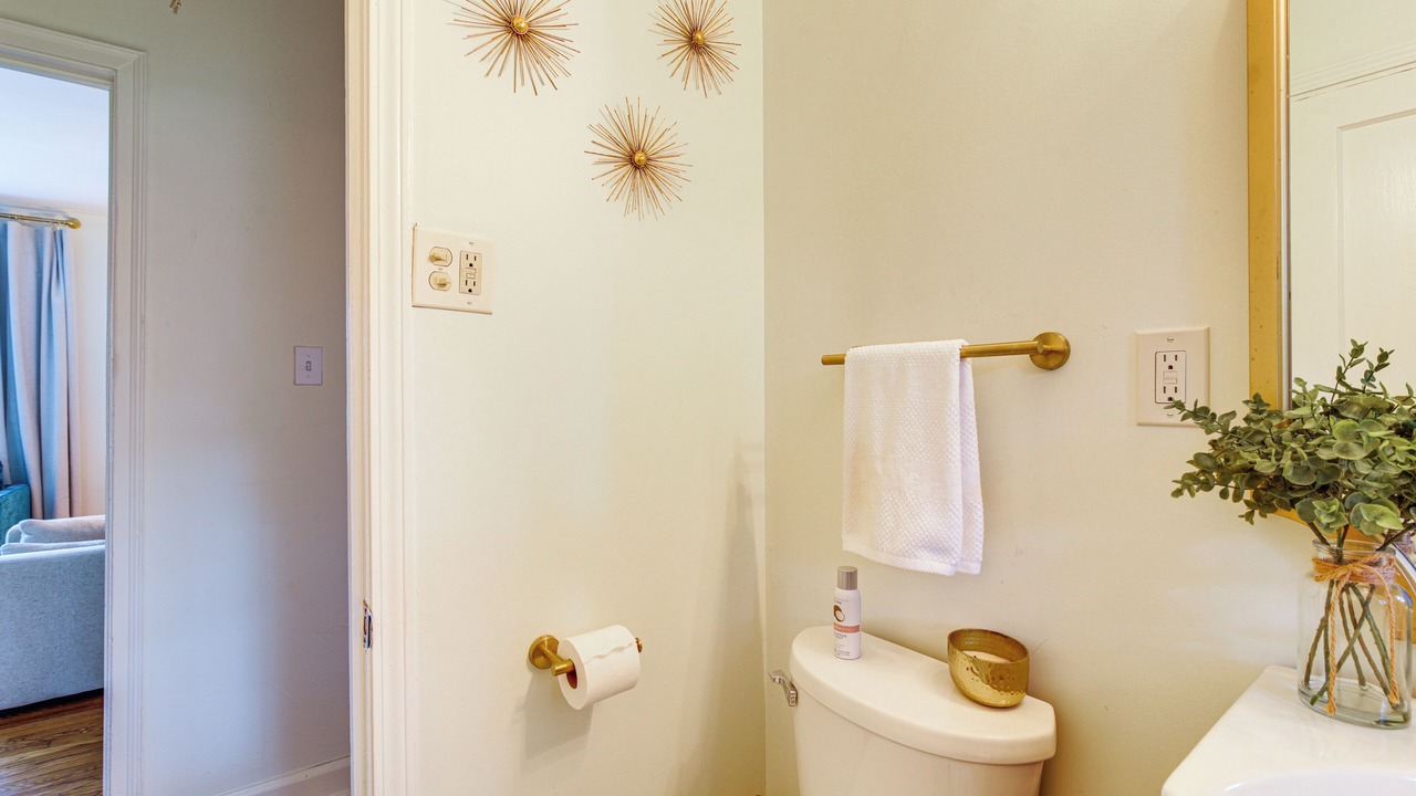 Photo of Bathroom in East Memphis