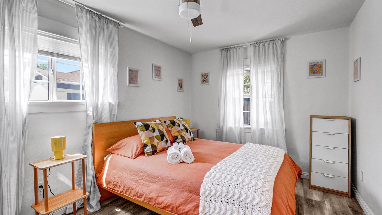 Photo of Bedroom in San Gabriel