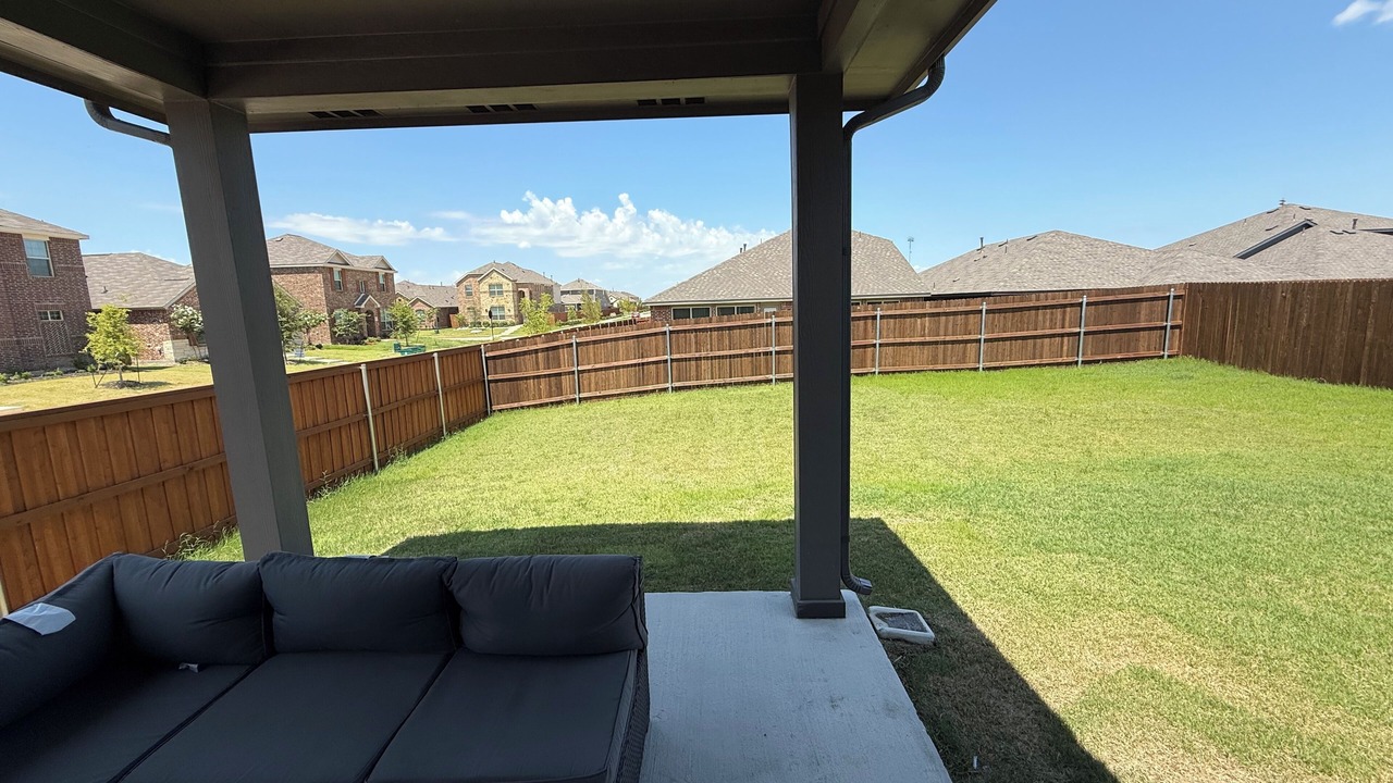 Photo of Patio Balcony in Elmo