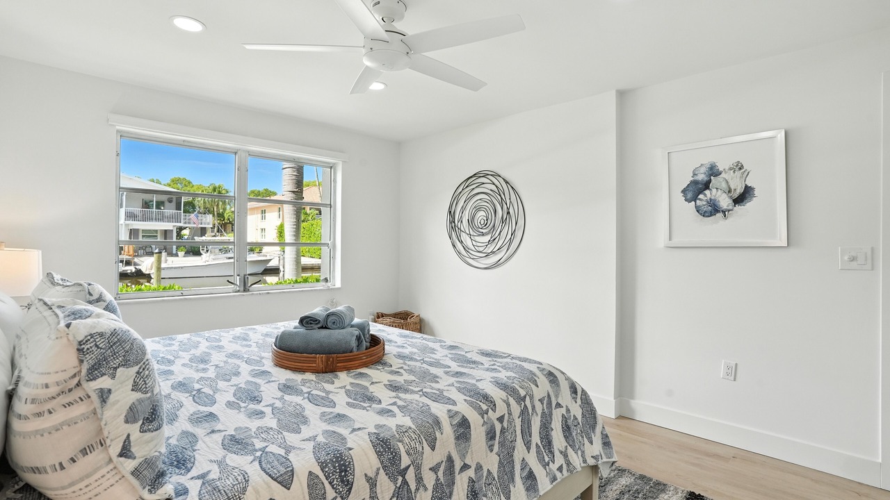 Photo of Bedroom in Royal Harbor