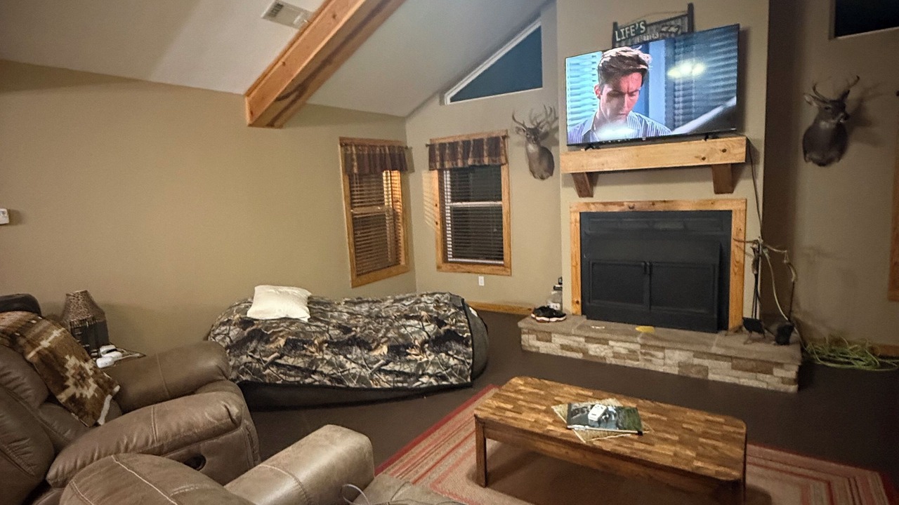 Photo of Livingroom in Ozark