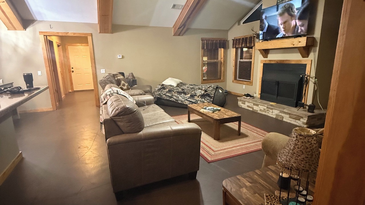 Photo of Livingroom in Ozark