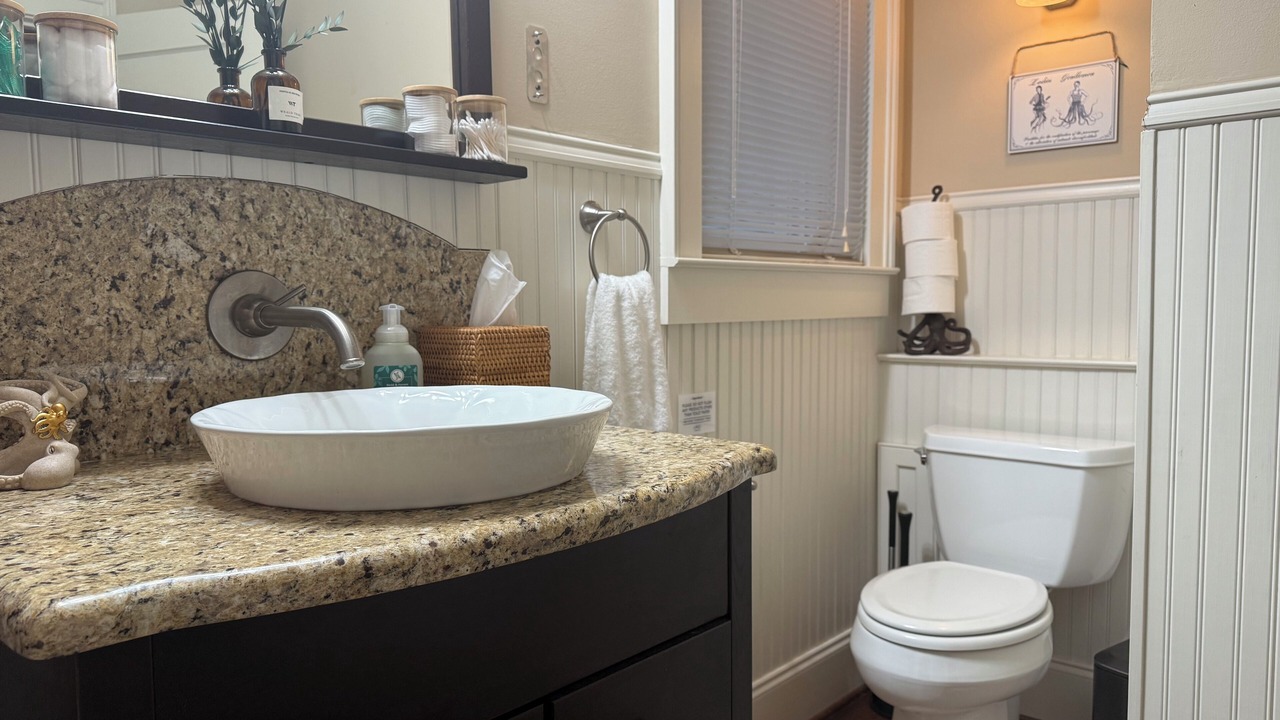 Photo of Bathroom in Aransas Pass