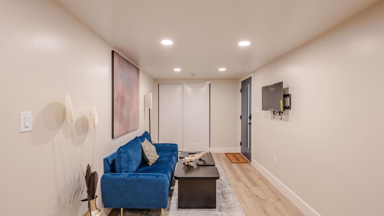 Photo of Livingroom in Berkeley Hills