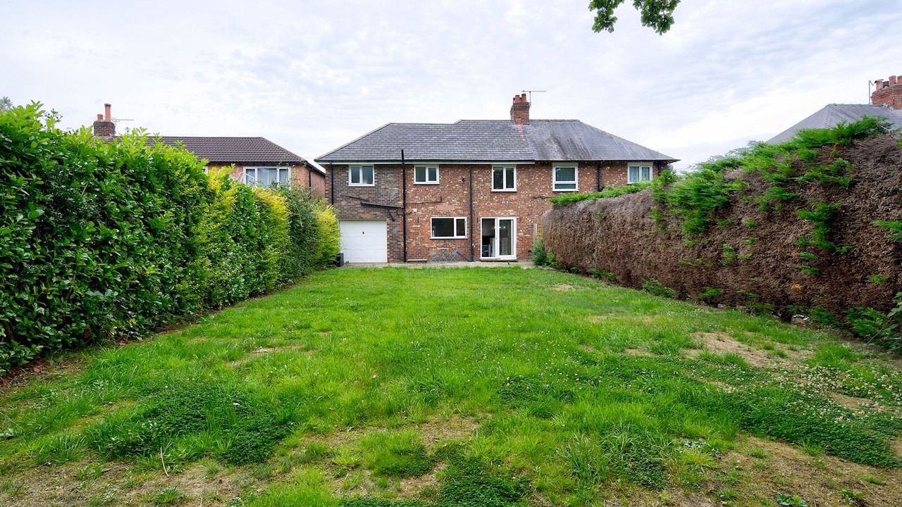 Photo of Outdoor in Cheadle