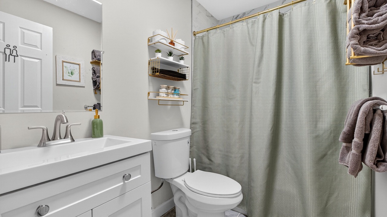 Photo of Bathroom in St. Louis
