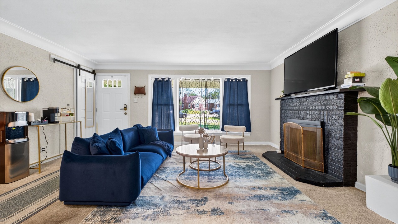 Photo of Livingroom in St. Louis
