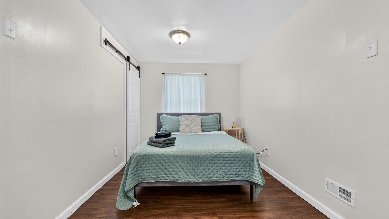 Photo of Bedroom in St. Louis
