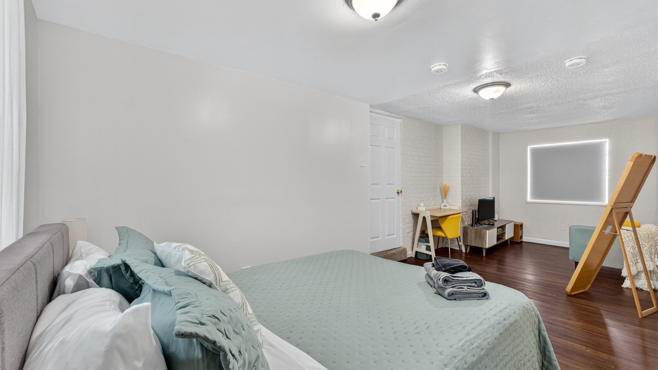 Photo of Bedroom in St. Louis