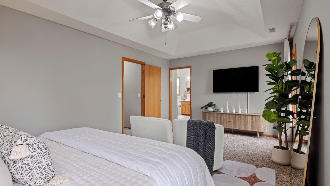 Photo of Bedroom in Millard