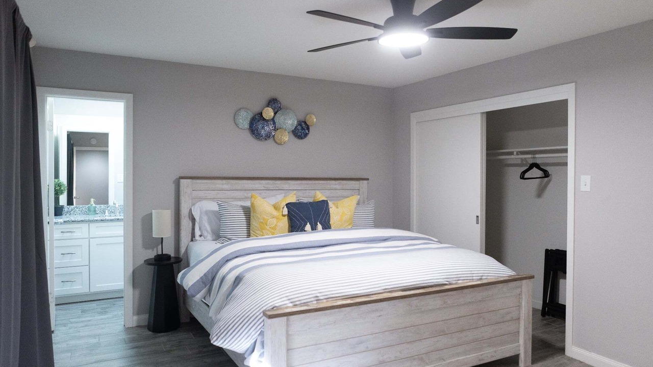 Photo of Bedroom in Wolf Pen Creek