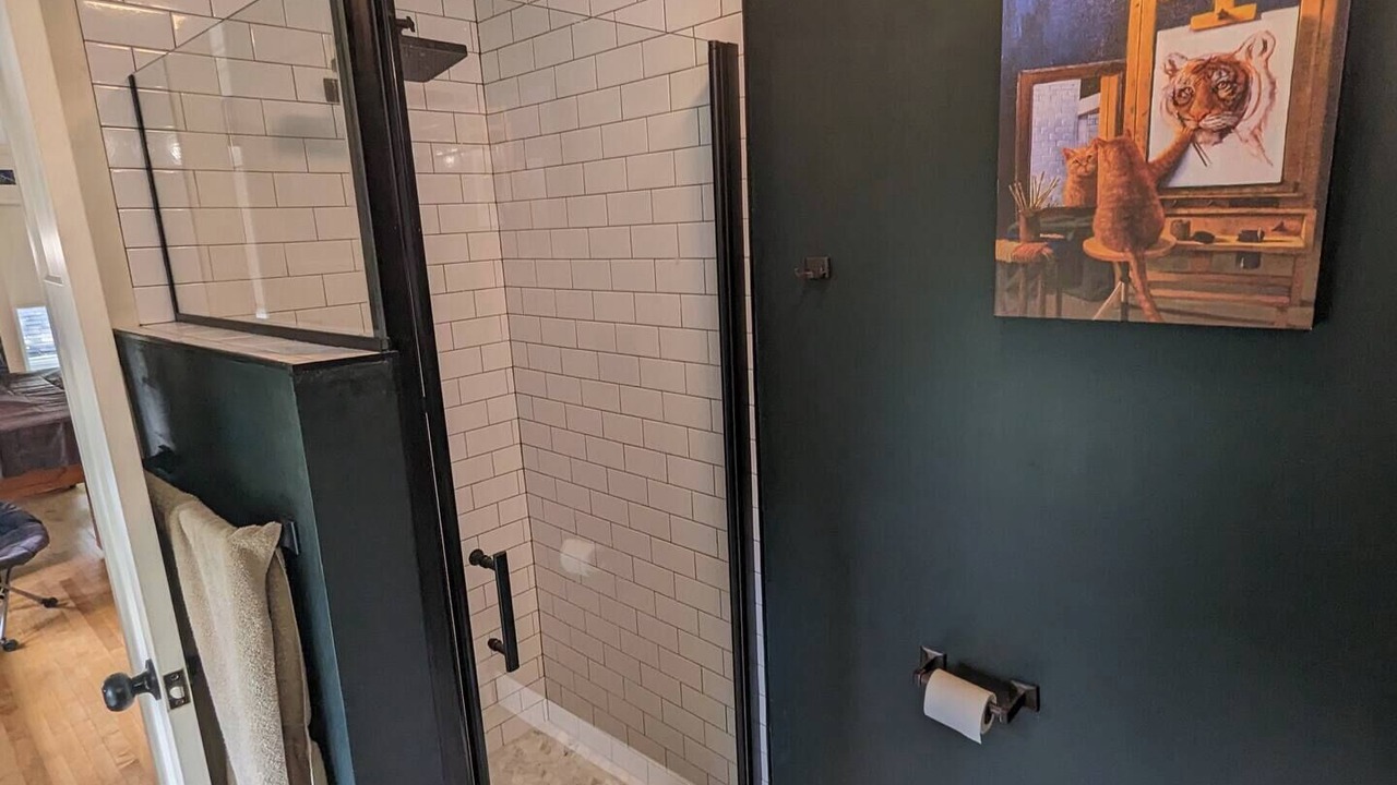 Photo of Bathroom in College Hill