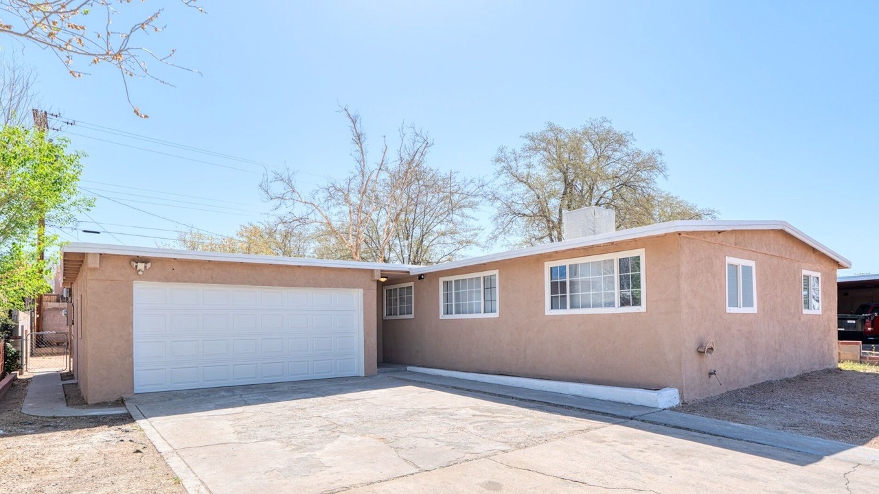 Photo of Outdoor in Northeast Heights