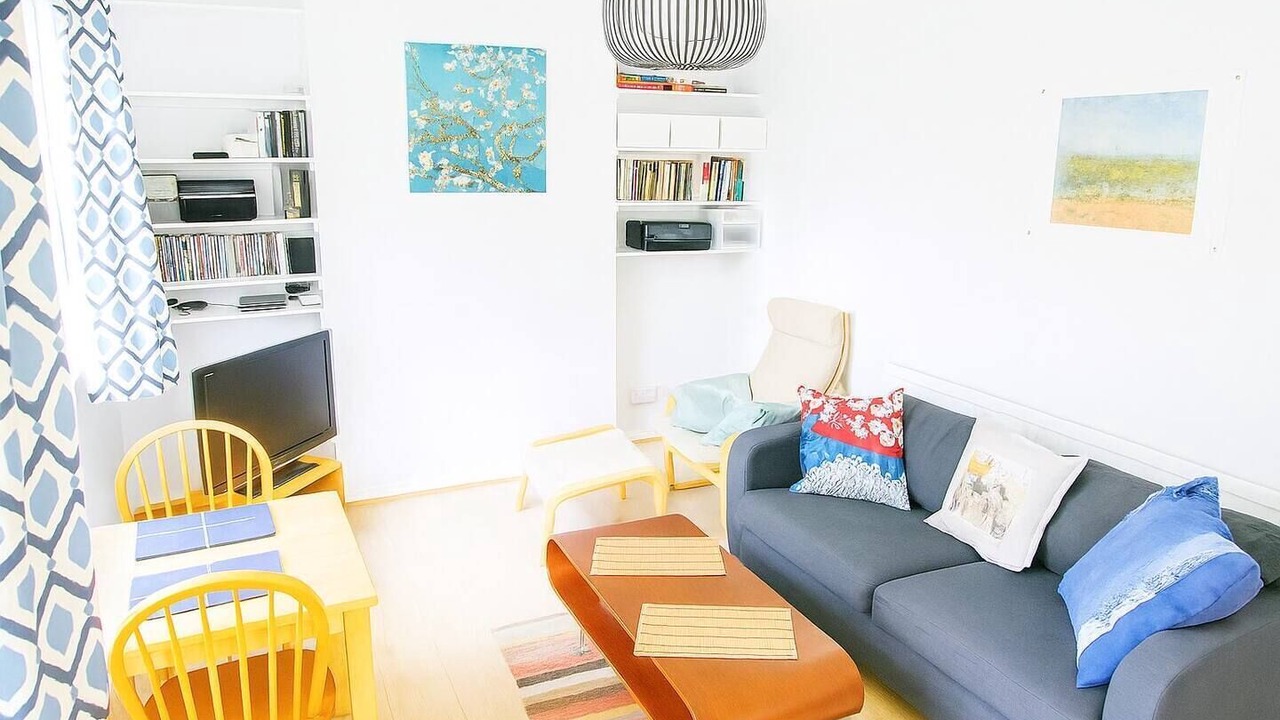 Photo of Others in Hoxton West